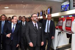 Image du Maroc Professionnelle de  Sa Majesté le Roi Mohammed VI inaugure le nouveau Terminal 1 de l'aéroport Mohammed V de Casablanca et lance la mise en service de plusieurs infrastructures aéroportuaires de portée nationale à Casablanca, Mardi 22 Janvier 2019 (Photo/ SPPR) via Jalilbounhar.com 